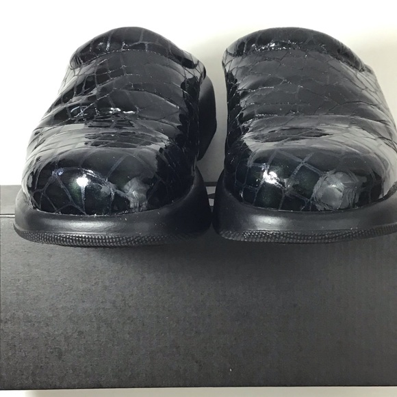 DANSKO PATENT LEATHER CROC PRINT CLOG SLIDES - Picture 5 of 8